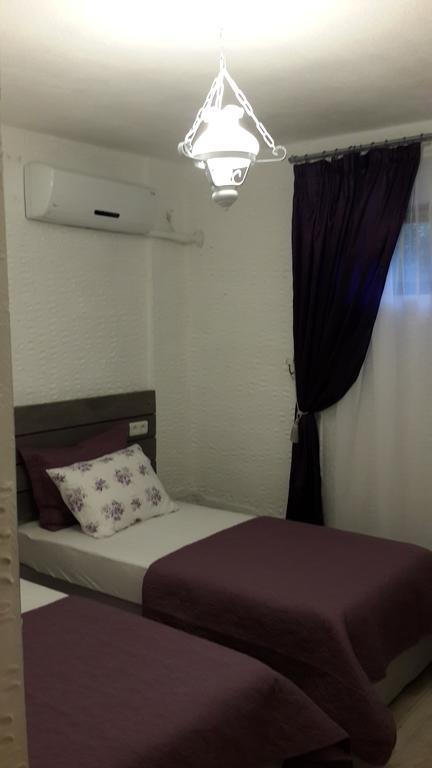 Bizim Ev Hotel (Adults Only) Alaçatı Eksteriør billede